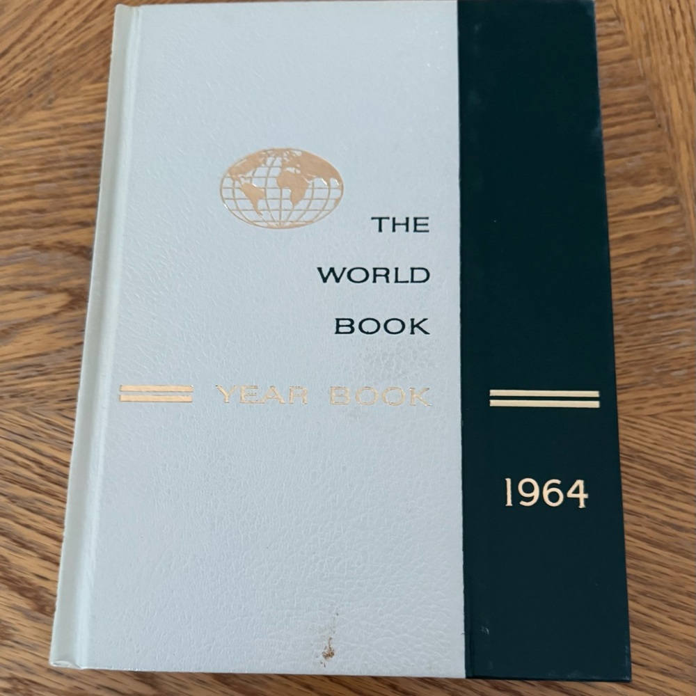 The World Book Year Book 1964 - Black and White Edition